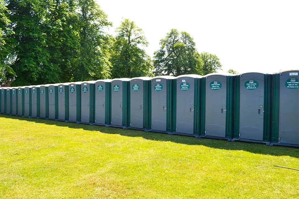 last minute toilet hire