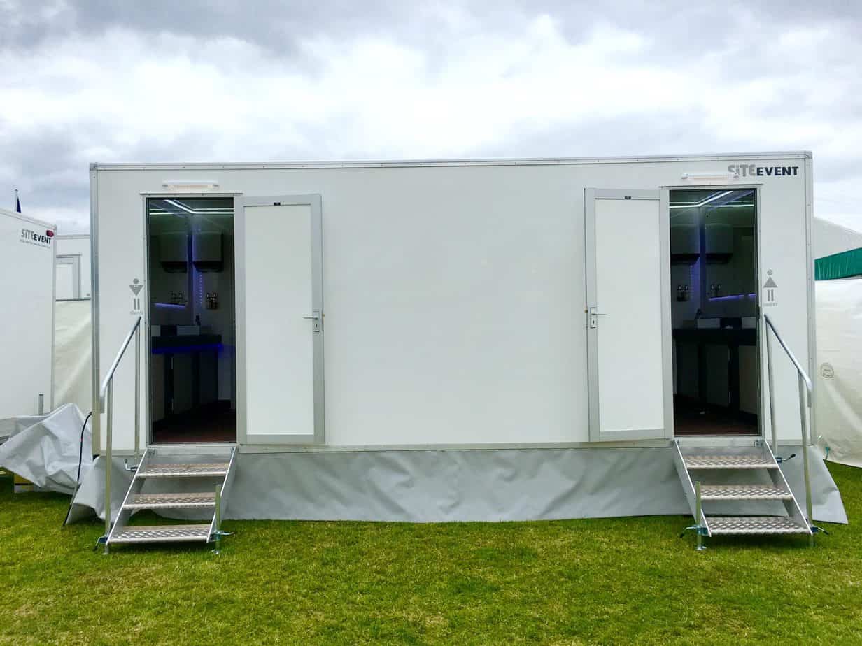 luxury mobile toilet trailer