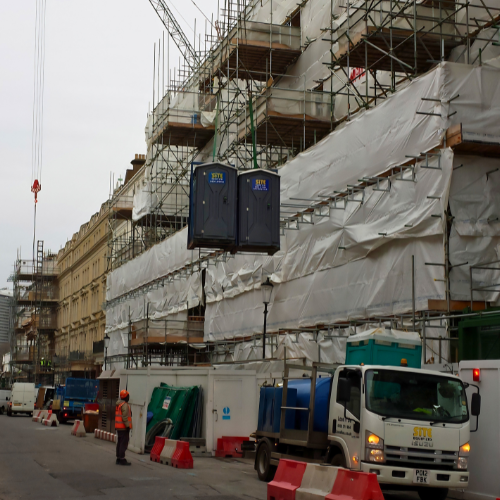 Lifting Frame with Portable Toilet Hire