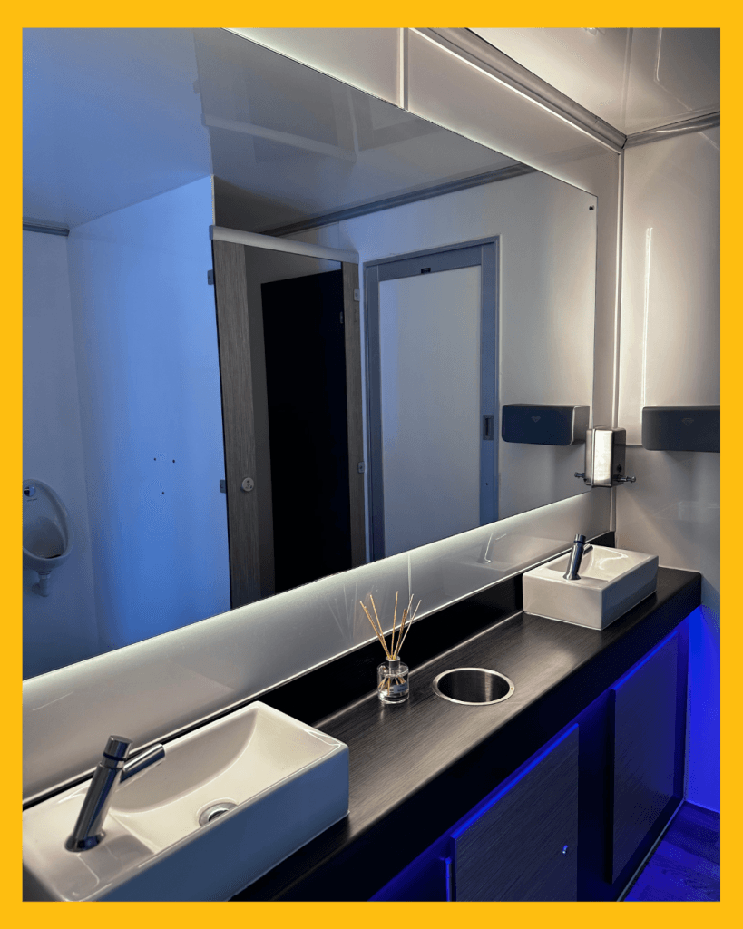 Luxury Toilet Trailer Hire