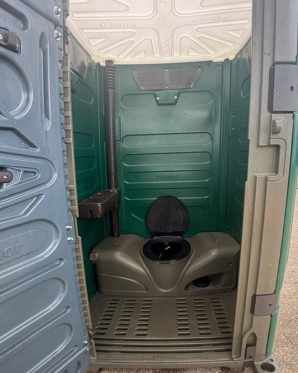 secondhand Rapid loo for sale