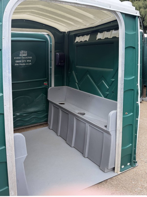 site equip 6 man urinal for sale